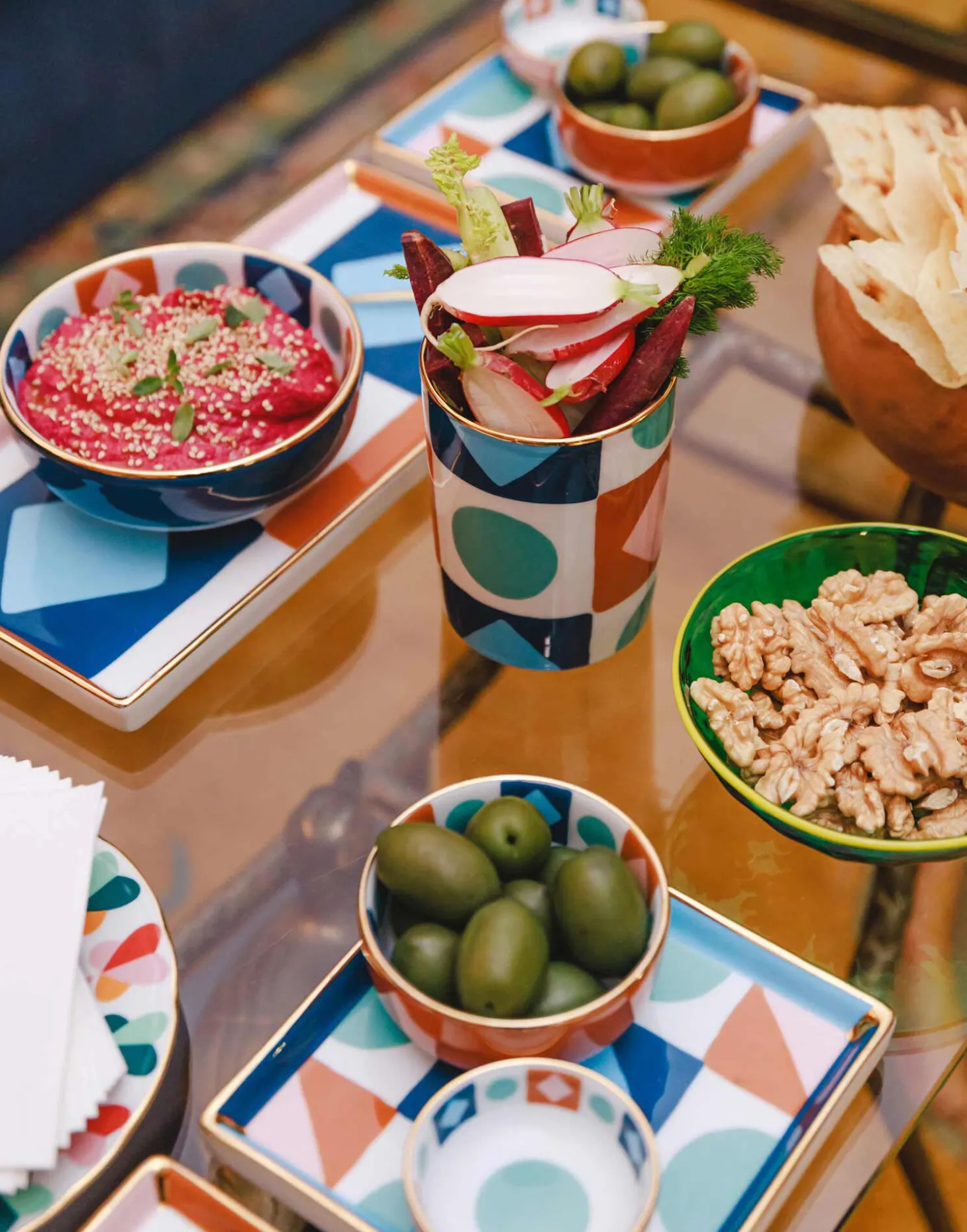 Decorative CupDiamond Dots in Porcelain