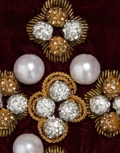 Ella 2-Ways StoleSolid Red in Velvet