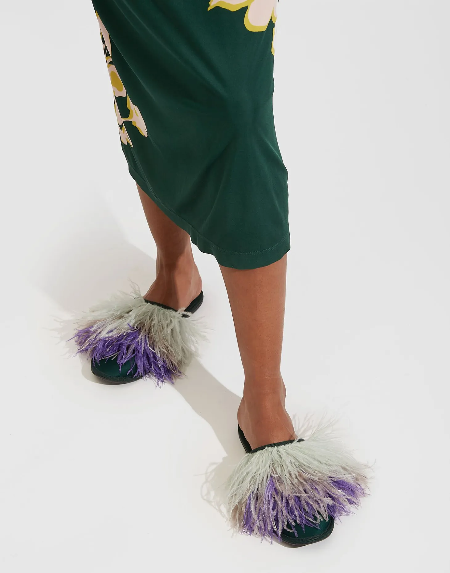 Feather SlippersSolid Green in Raso