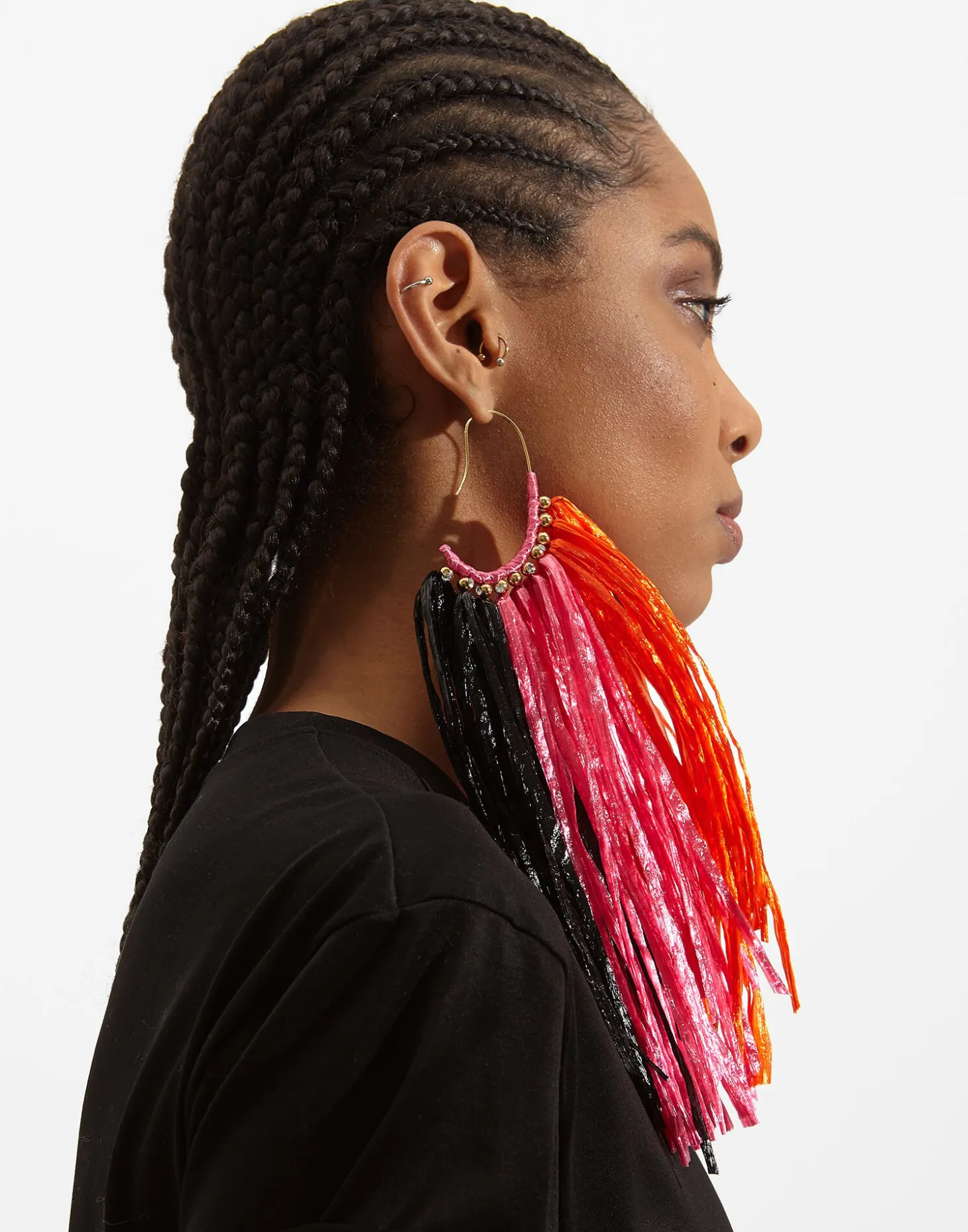 Fringe EarringsMulticolor Rosa/Arancio/Nero in Raffia