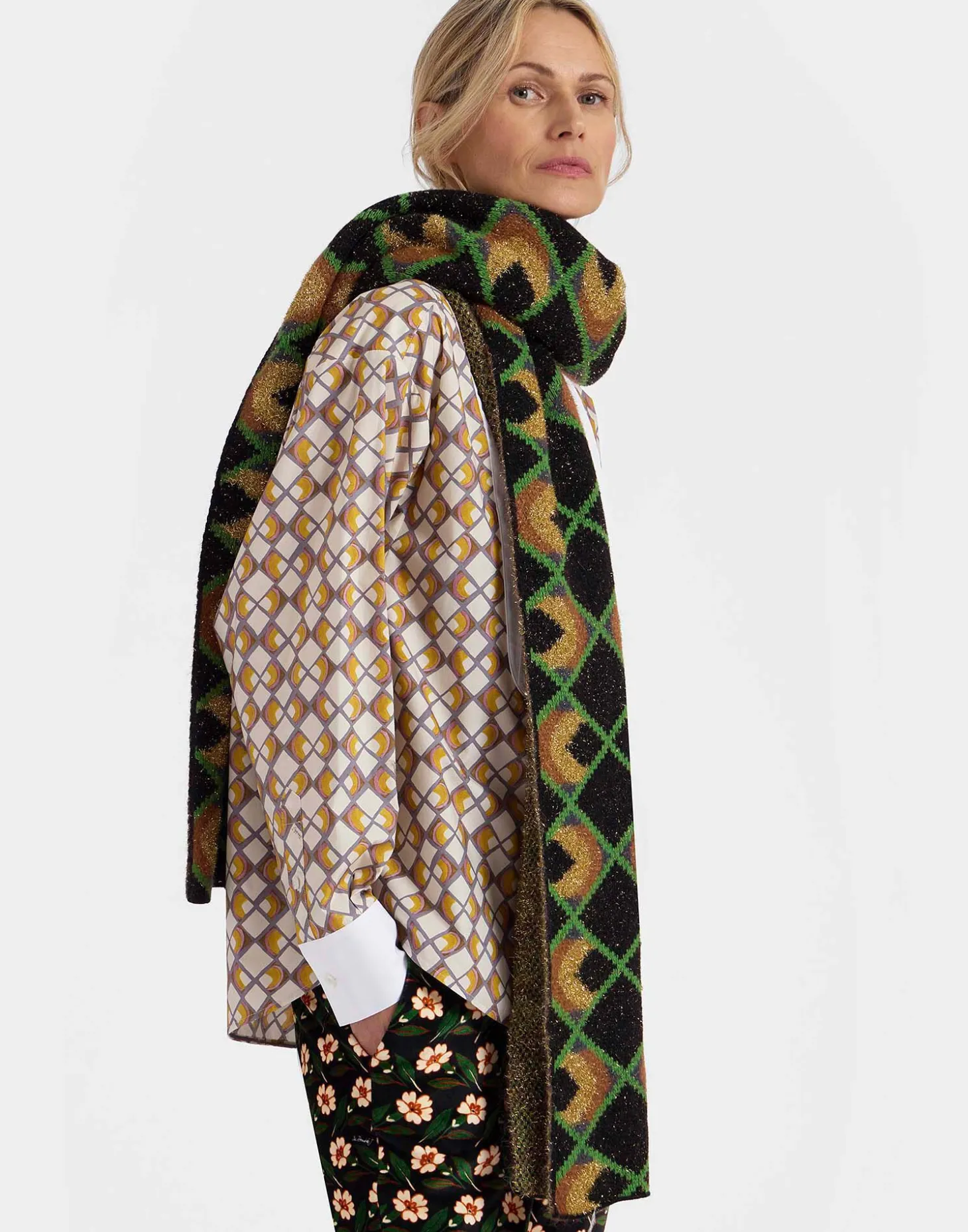 Half-Light ScarfHalf-Light Black in Jacquard