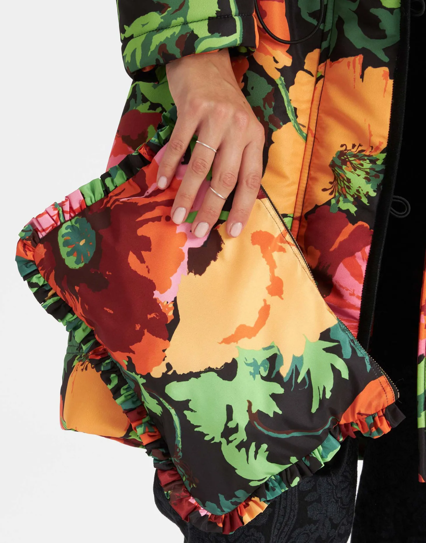 Hand PochetteWonderland Black in Light Faille