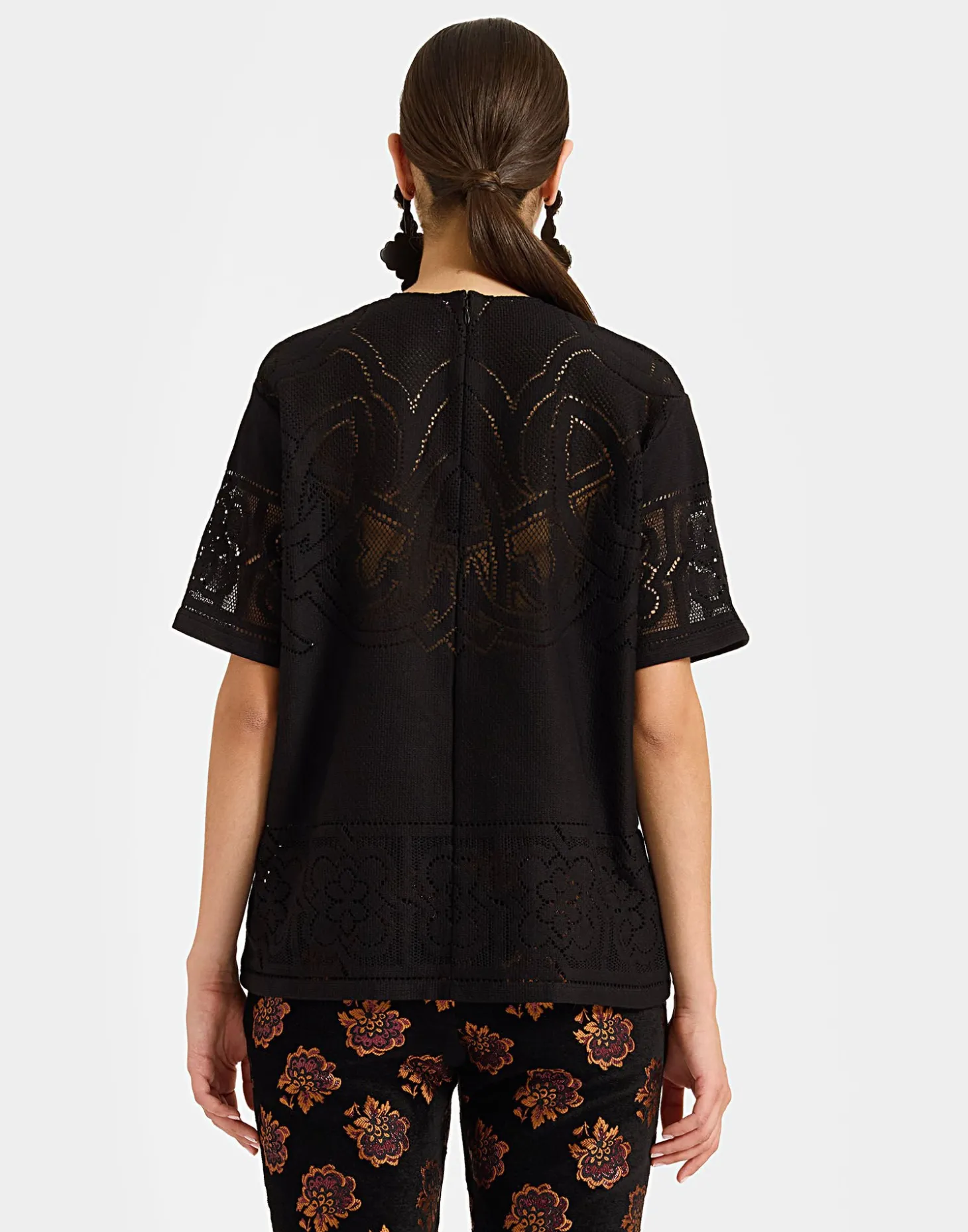 Lacey House T-ShirtSolid Black in Embroidered Cotton