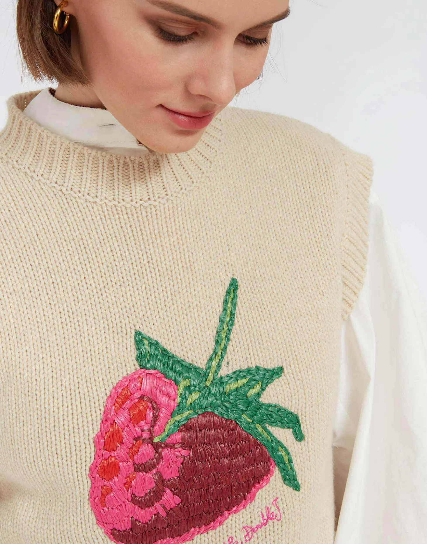 Lampone VestBeige in Wool Embroidered