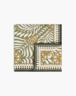 Large TableclothTudor Light Green in Linen