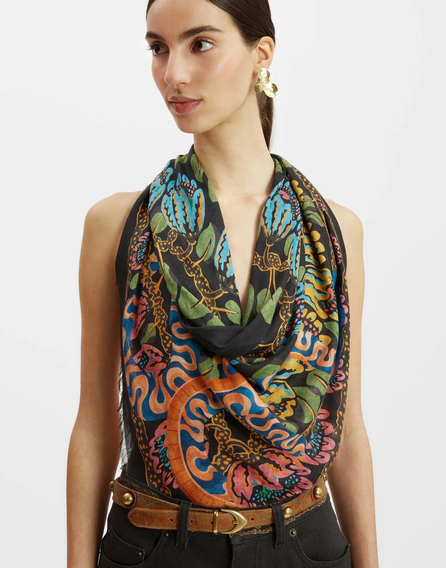 Light ScarfEve Black in Wool Modal