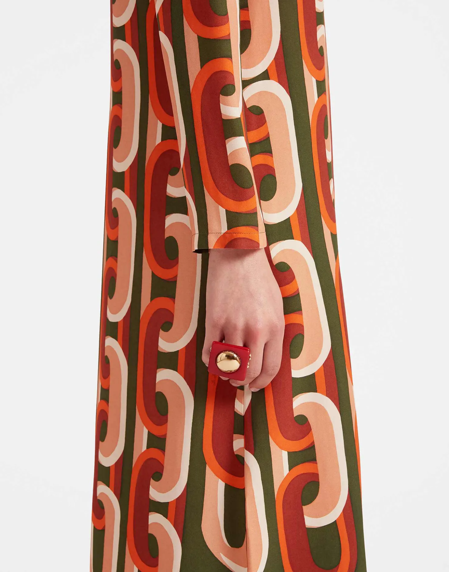 Long Sleeve Midi Swing DressPrometheus Placée Camouflage in Sablé