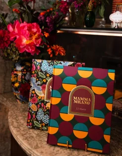 Mamma MilanoMezzaluna in Hardcover