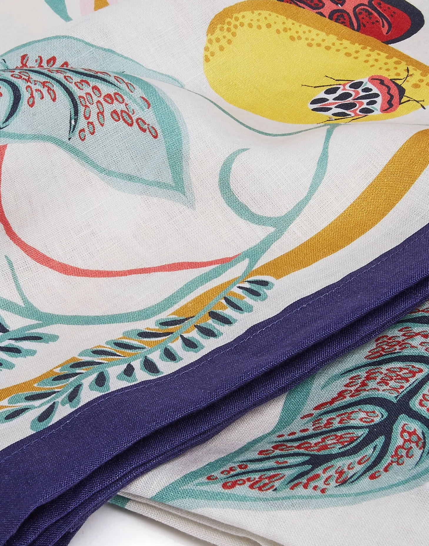 Medium TableclothBotanical (Placée) in Linen