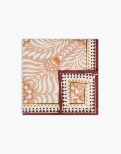 Medium TableclothTudor Pink in Linen