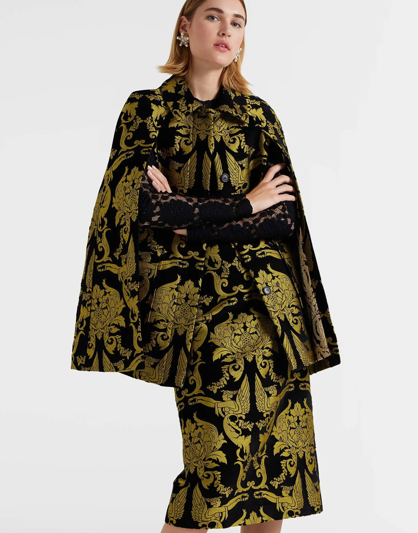 Milano Mini CapeCherubs Black in Jacquard