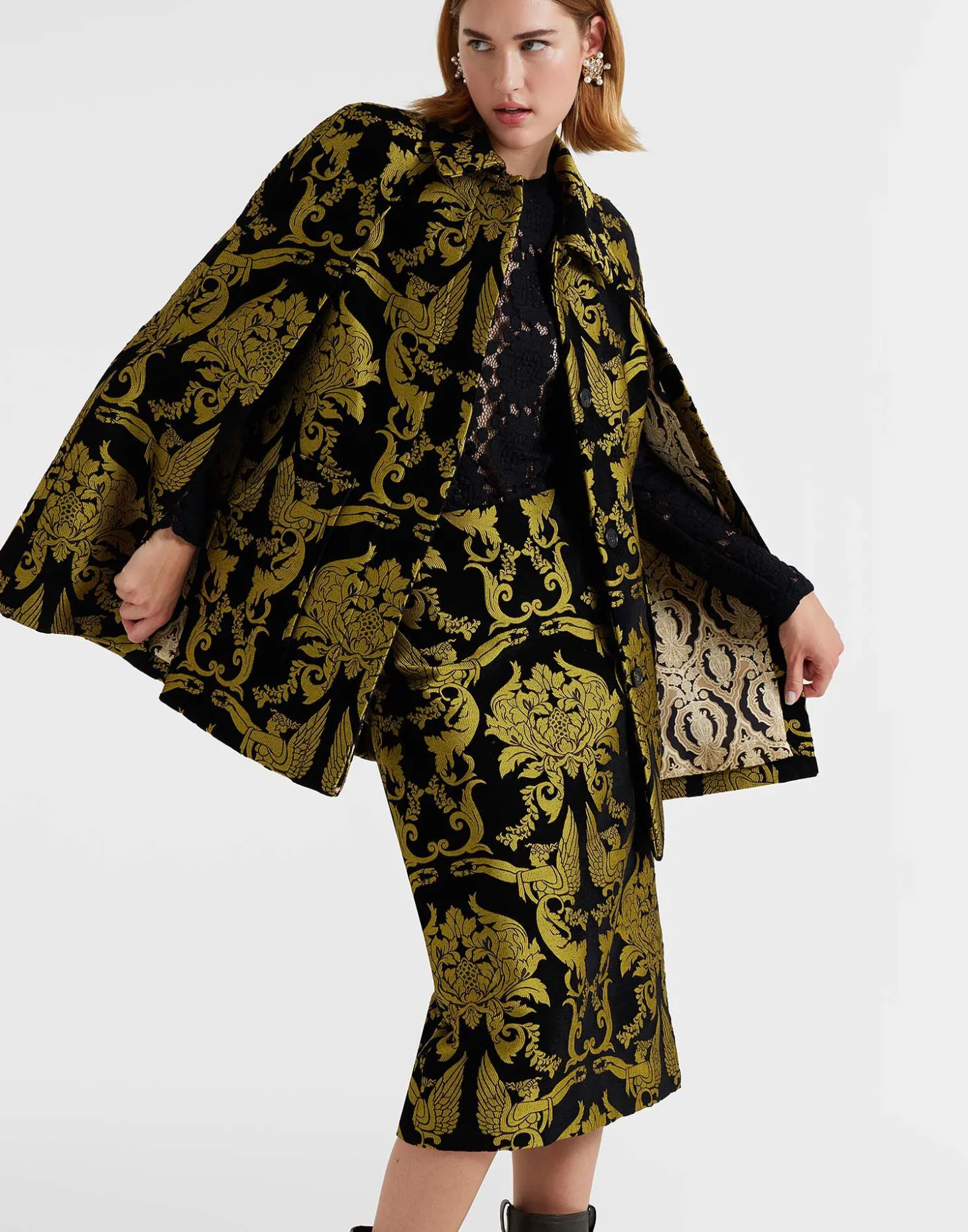 Milano Mini CapeCherubs Black in Jacquard