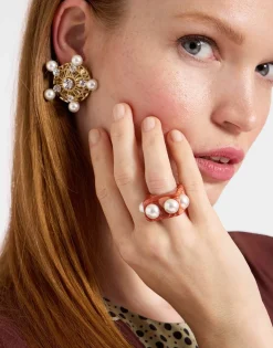 Nefertiti RingSolid Pink in Acrylic Resin