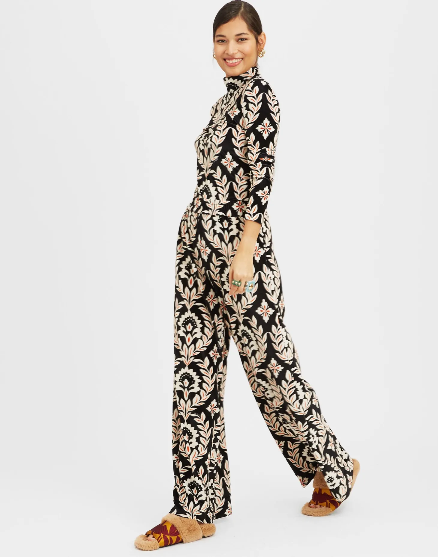 Palazzo PantsGhirlanda Black in Velvet Stretch