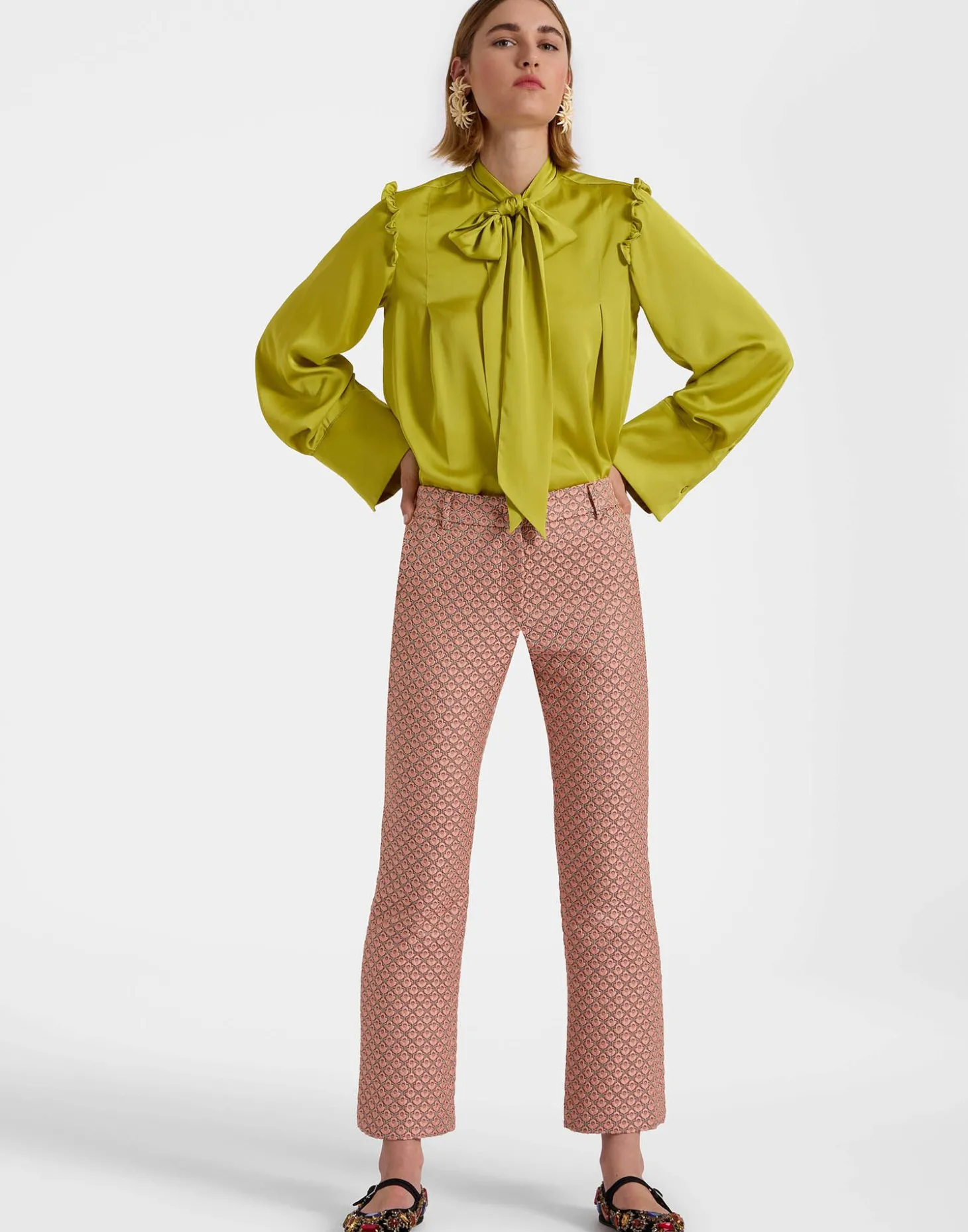 24/7 PantsTulip Pale Pink in Jacquard