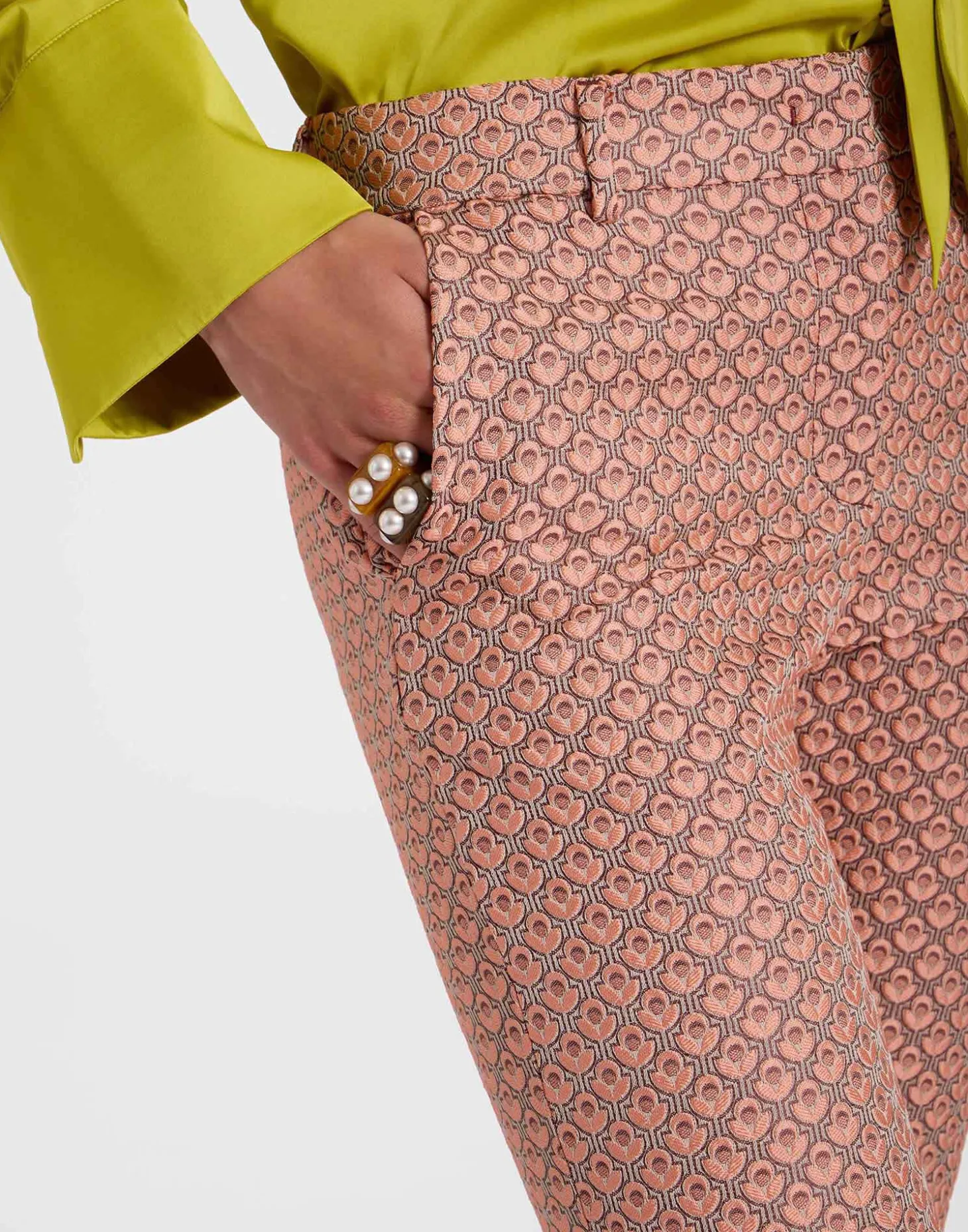 24/7 PantsTulip Pale Pink in Jacquard