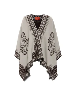 PonchoHerald Cream in Herald Chin&eacute;