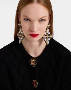 Portrait CardiganSolid Black in Chunky Wool