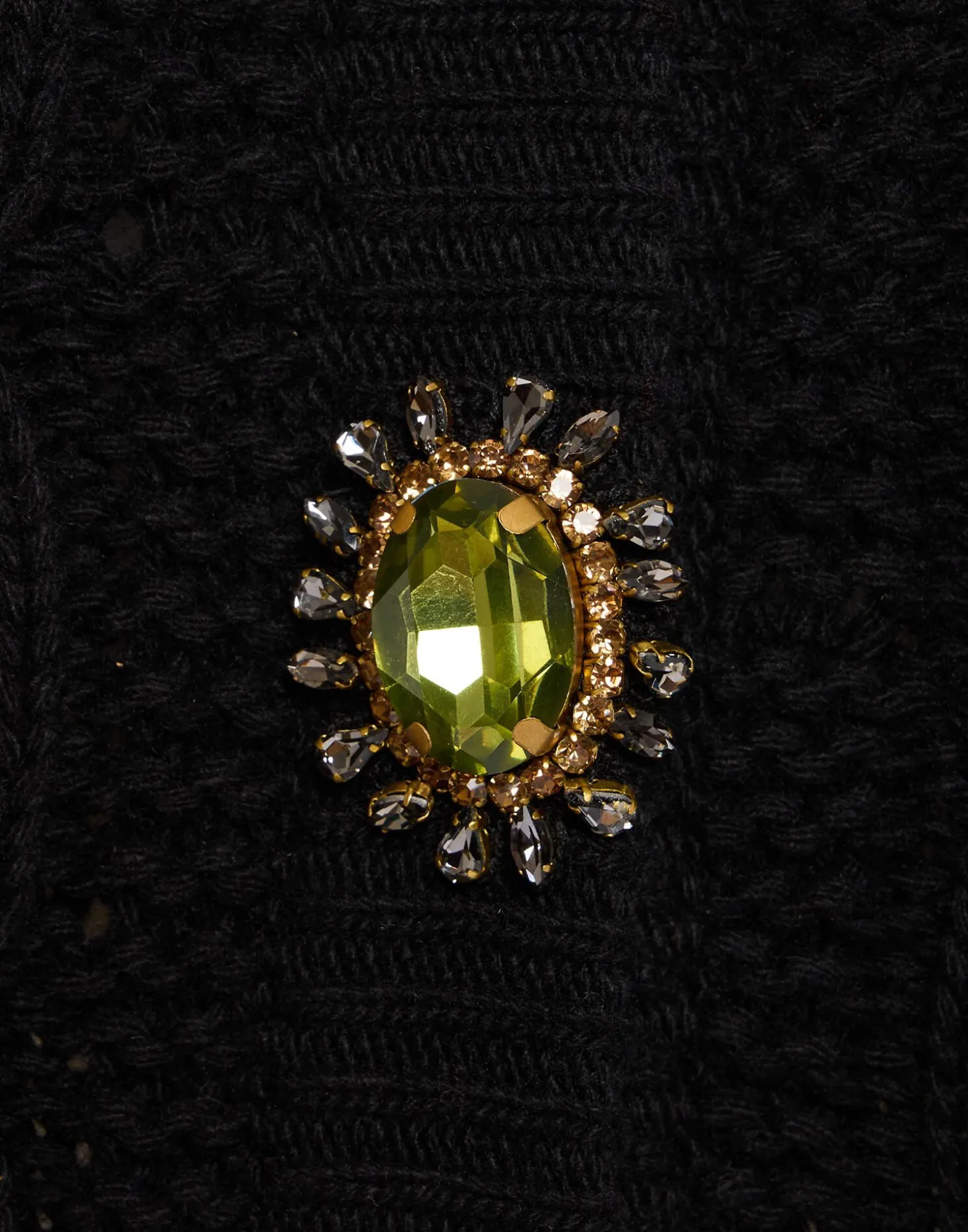 Portrait CardiganSolid Black in Chunky Wool