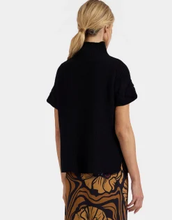 Portrait TopSolid Black in Chunky Wool