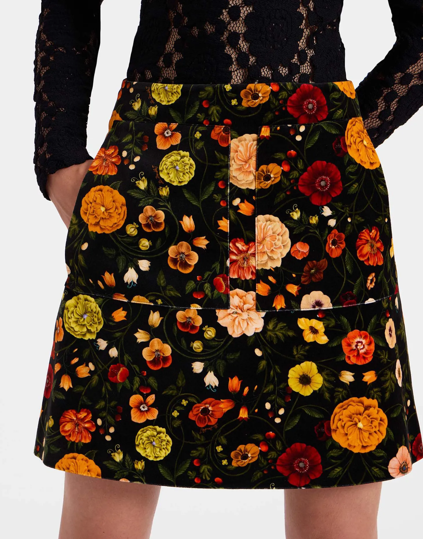 Short SkirtBotticelli Black in Cotton Velvet