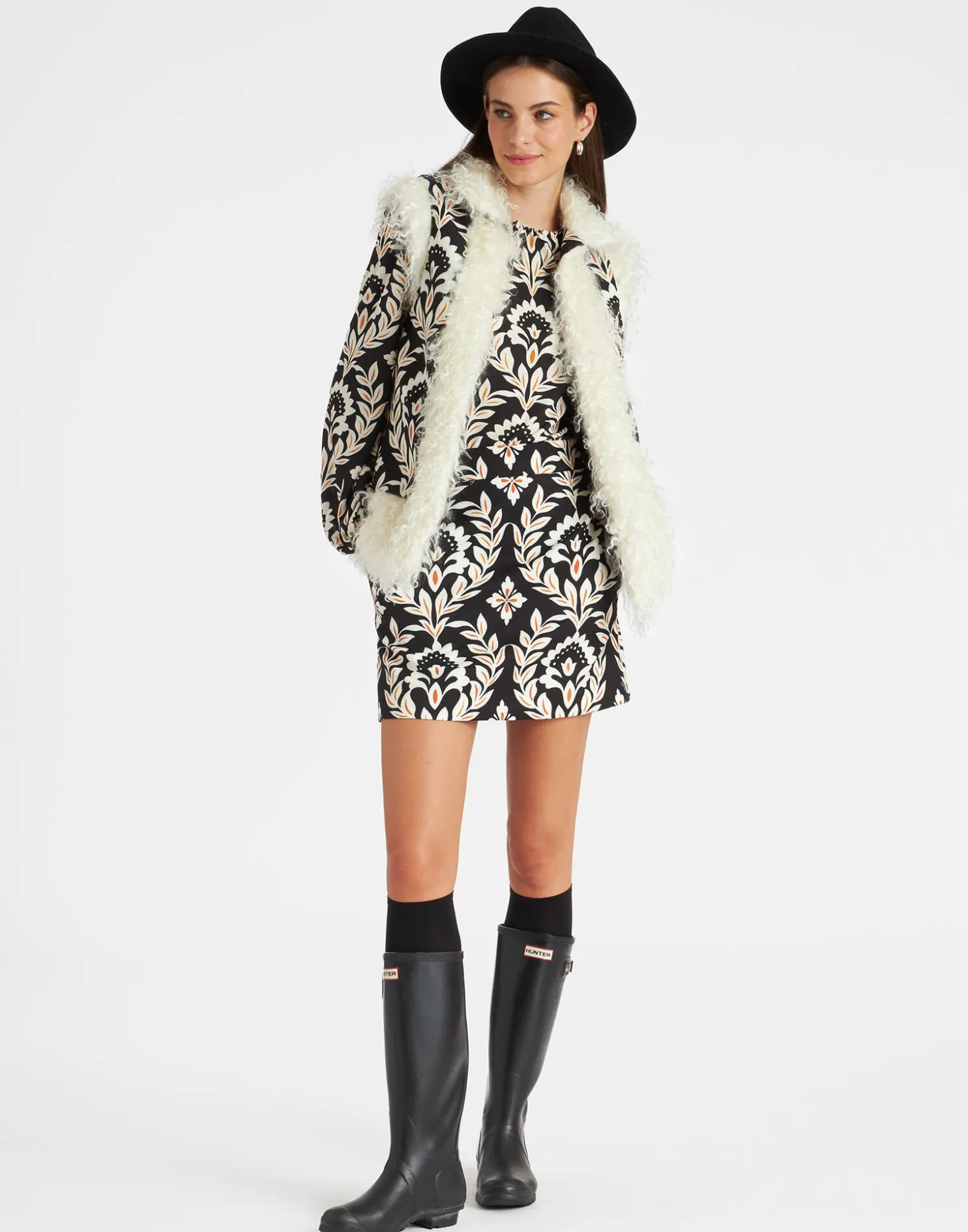 Sleeveless Folk JacketGhirlanda Black in Compact Jersey