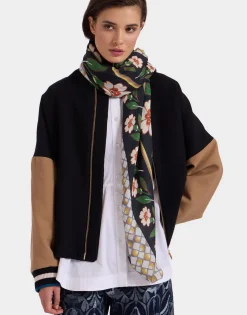 Square ScarfMayfair Black in Modal Silk