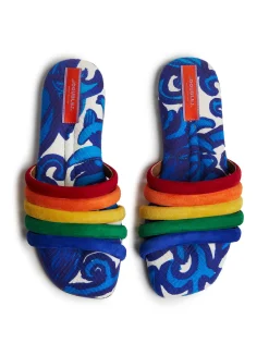 Tones SlideAnemone in Cotton Chevron