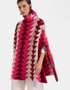 Trine CapeBordeaux in Wool Intarsia