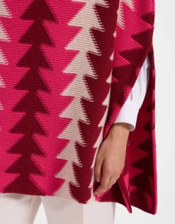 Trine CapeBordeaux in Wool Intarsia
