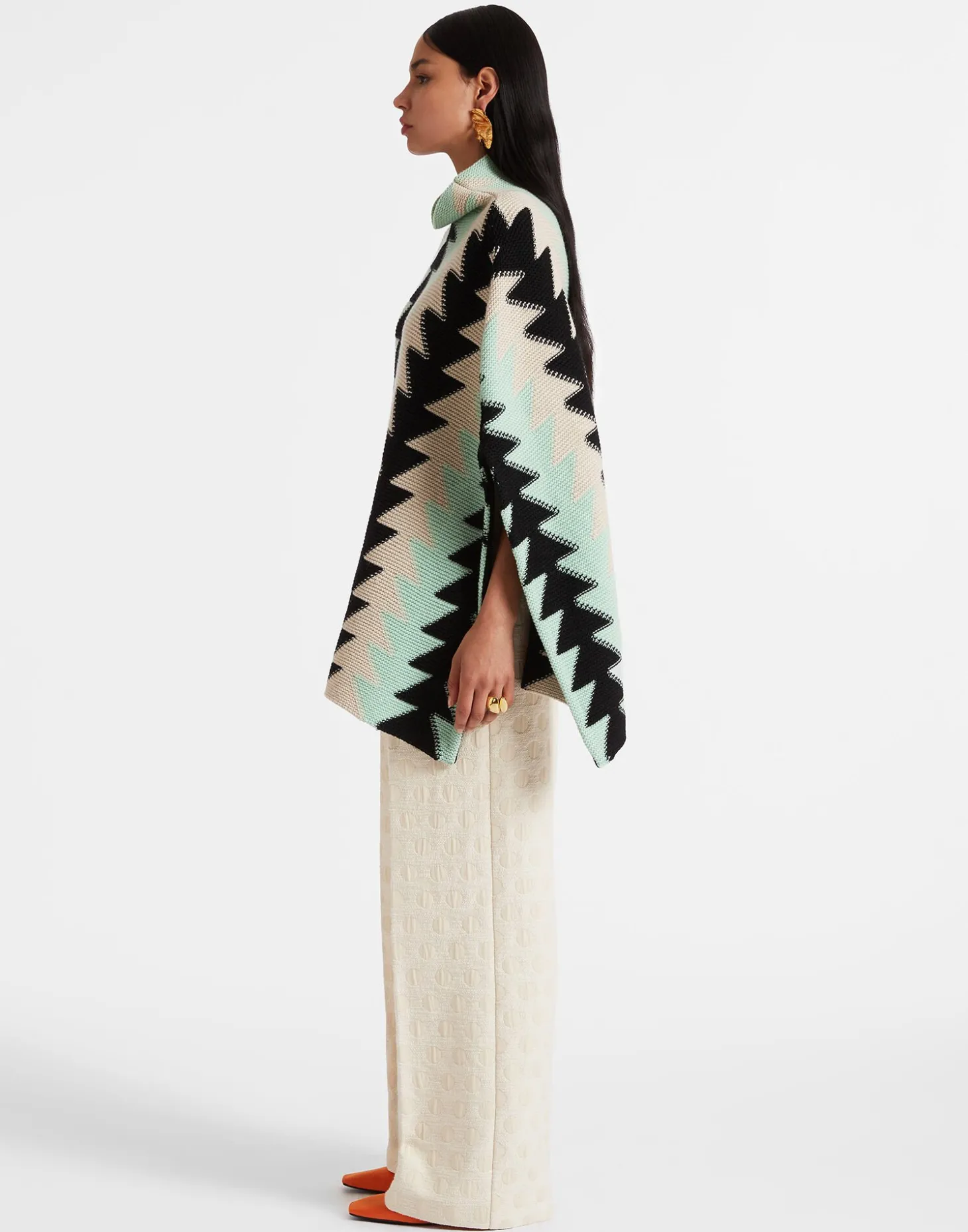 Trine CapeMint in Wool Intarsia