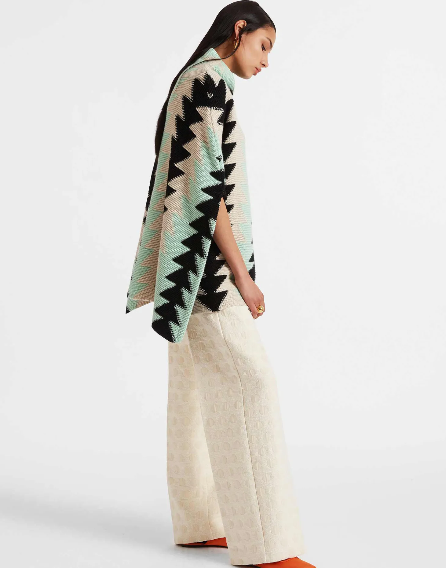 Trine CapeMint in Wool Intarsia