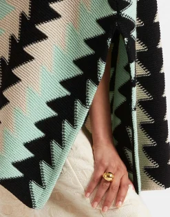 Trine CapeMint in Wool Intarsia